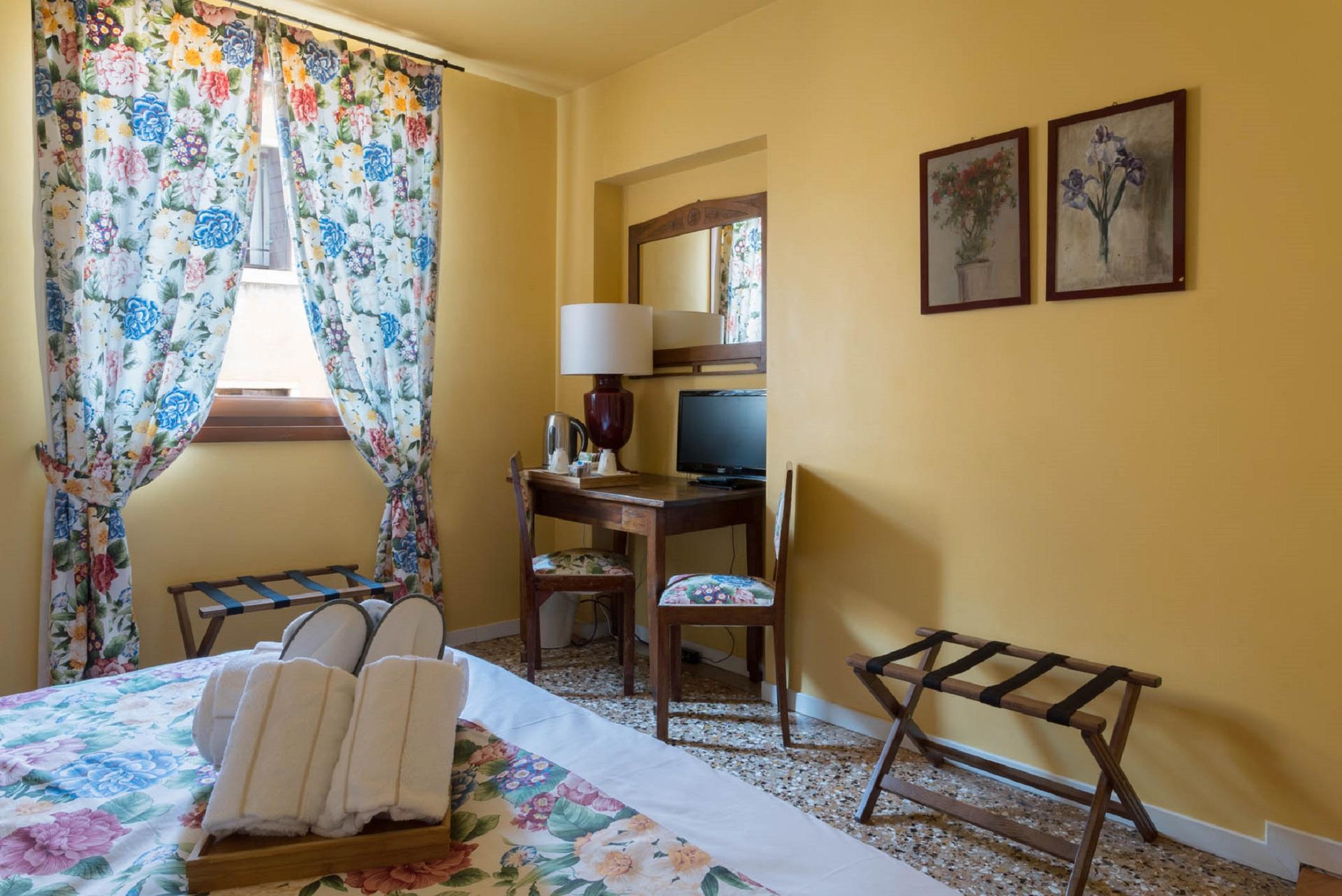 ונציה Locanda Ai Santi Apostoli מראה חיצוני תמונה