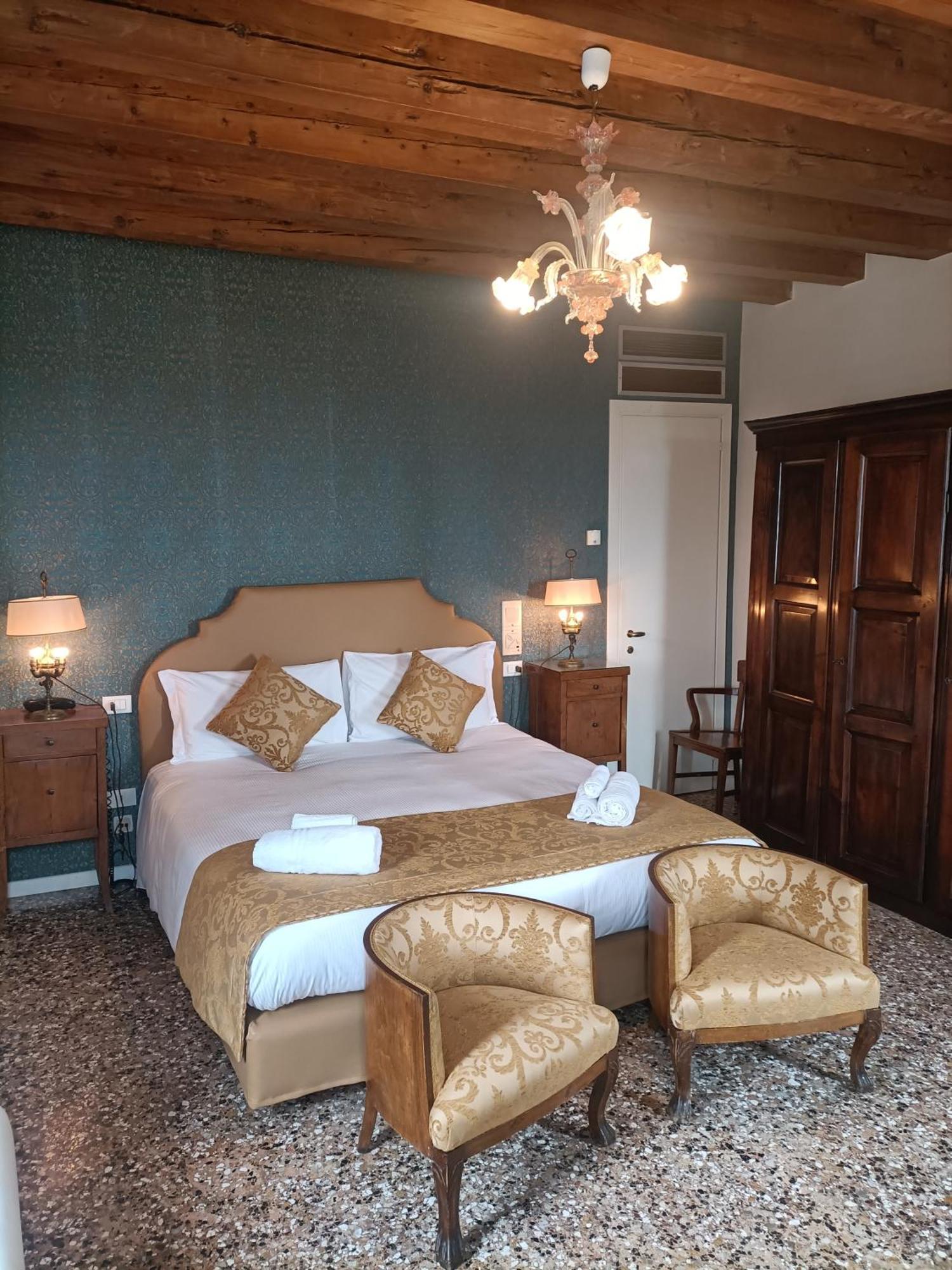 ונציה Locanda Ai Santi Apostoli מראה חיצוני תמונה