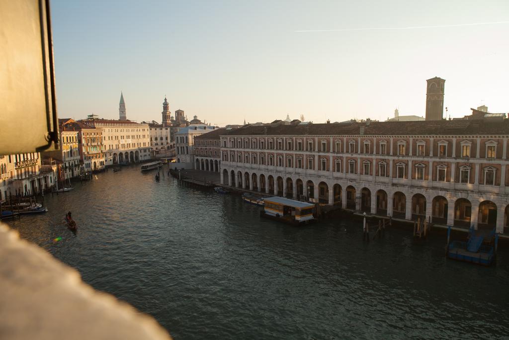 ונציה Locanda Ai Santi Apostoli מראה חיצוני תמונה