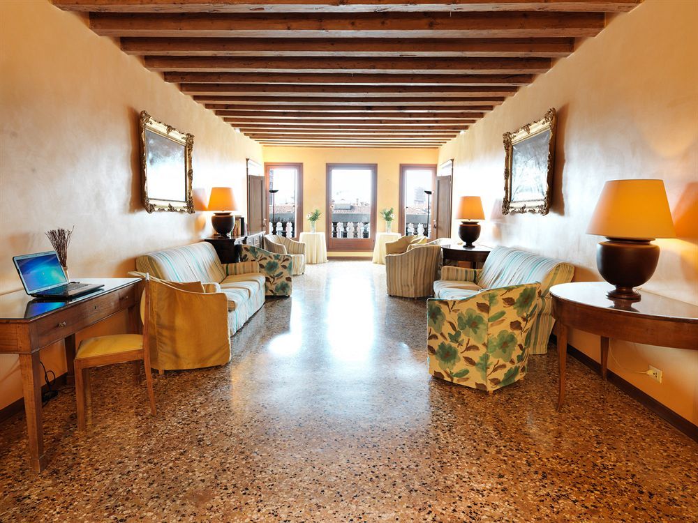 ונציה Locanda Ai Santi Apostoli מראה חיצוני תמונה